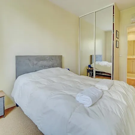 Apartment Comfortable, Superb South Terrace